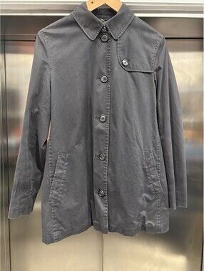 Woman’s Burberry Button Up Coat